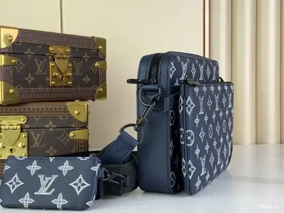 Cheap cm VUITTON Alpha-24*16*8 LOUIS Nano 0618